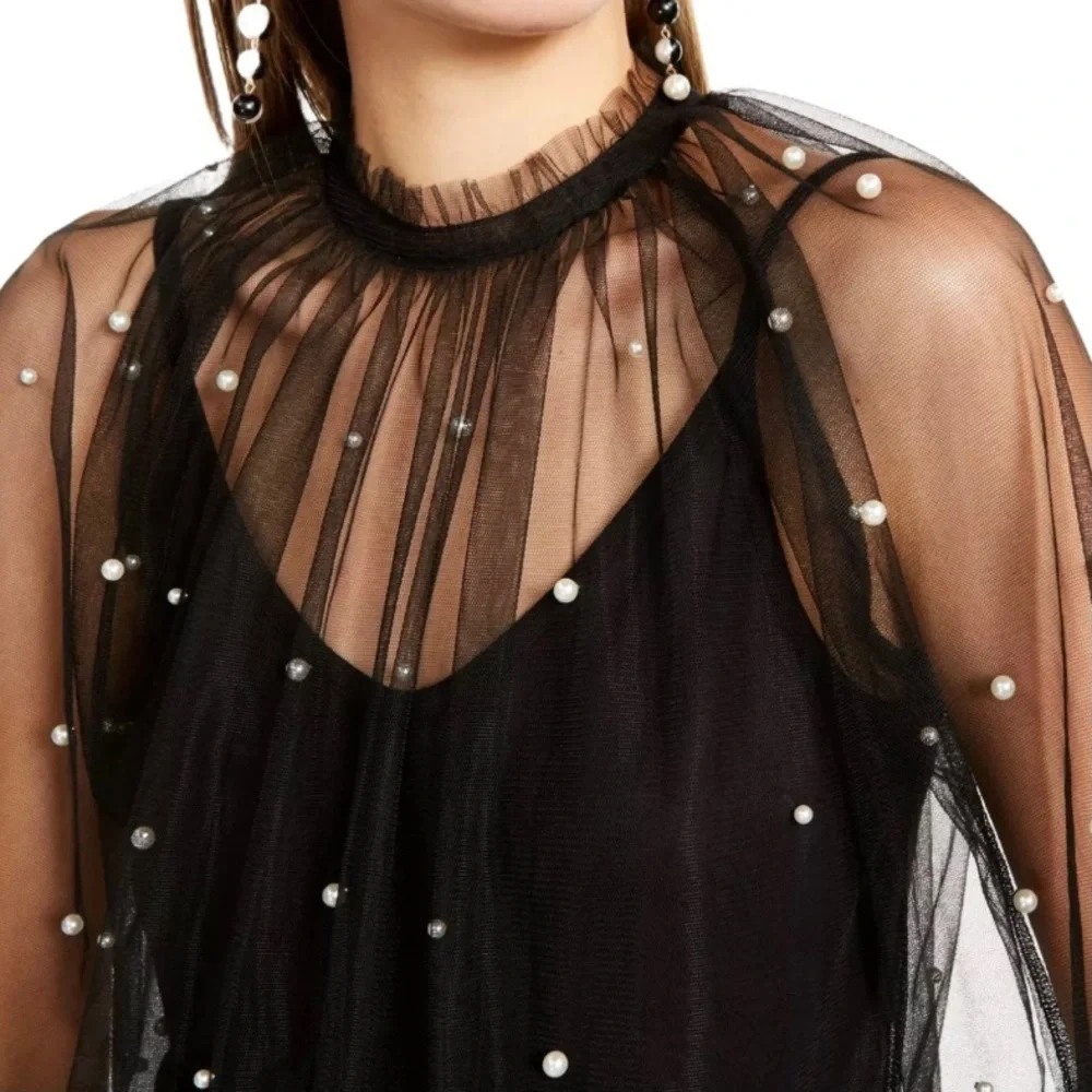 🌸New🌸 Embellished Sheer Mock Top Black INC Sz S - Picture 3 of 9
